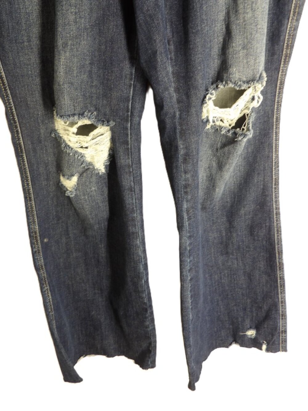 Judy Blue, Distressed flare jeans (Women's 14w) - Picture 2 of 8